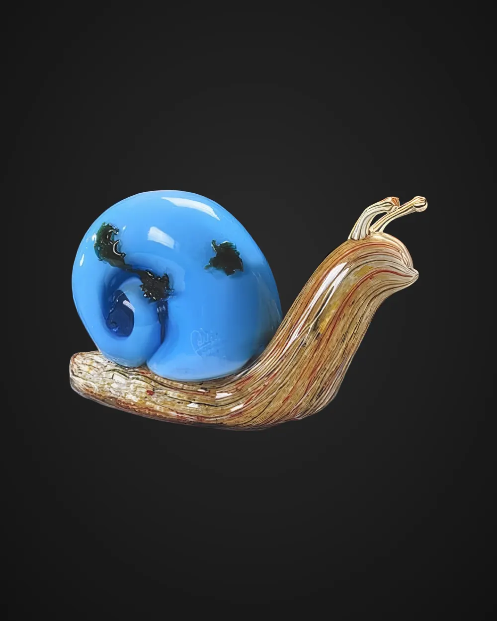 Glass sculpture by Vania Galli: light blue snail